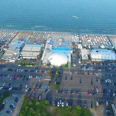 Aqua Vista Fratelli - Vedere Top La Mare Si Lac - Summerland Apartment Mamaia Exterior photo